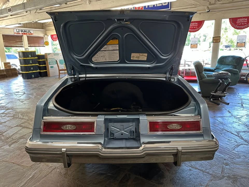 1981 Buick Riviera 4th-7th Gen - Image 15 of 20