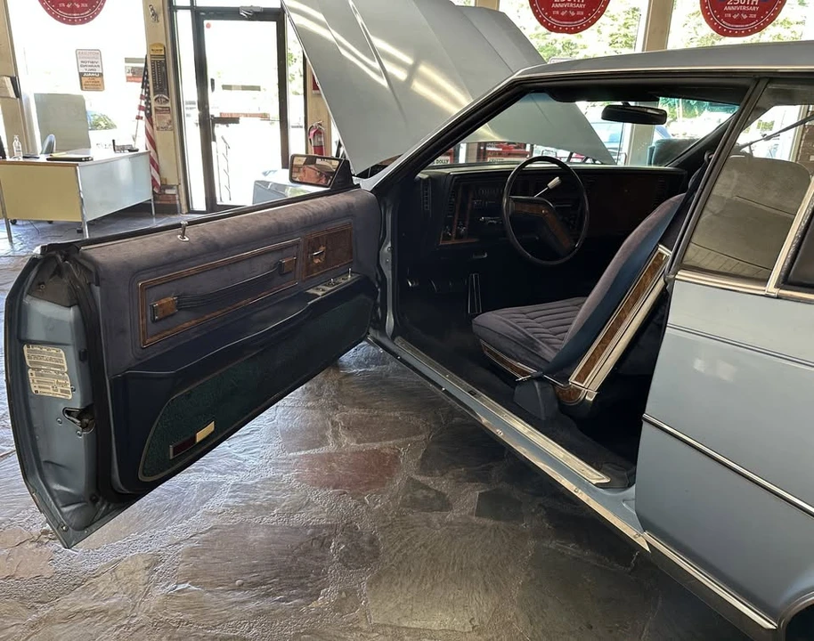 1981 Buick Riviera 4th-7th Gen - Image 7 of 20