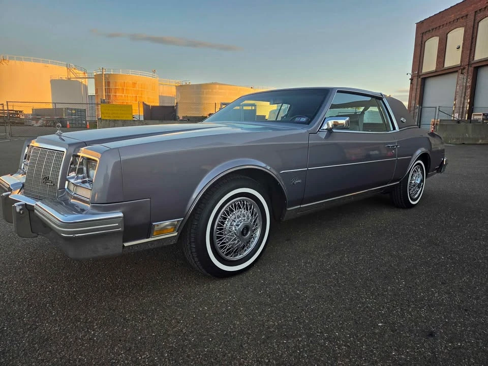 1981 Buick Riviera 4th-7th Gen - Image 16 of 19