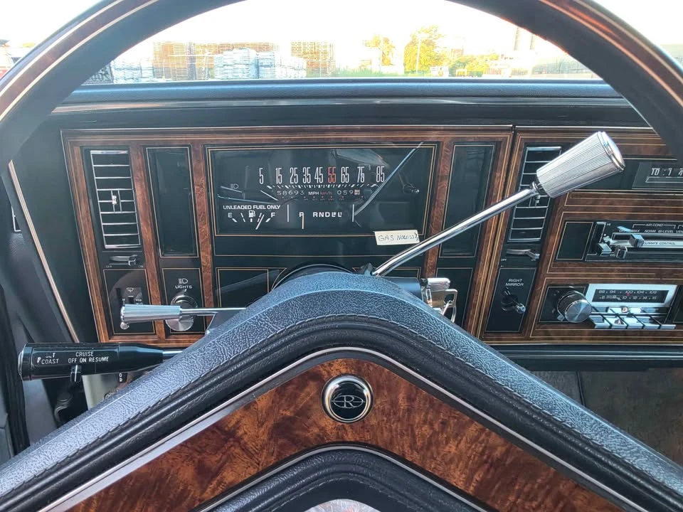 1981 Buick Riviera 4th-7th Gen - Image 11 of 19