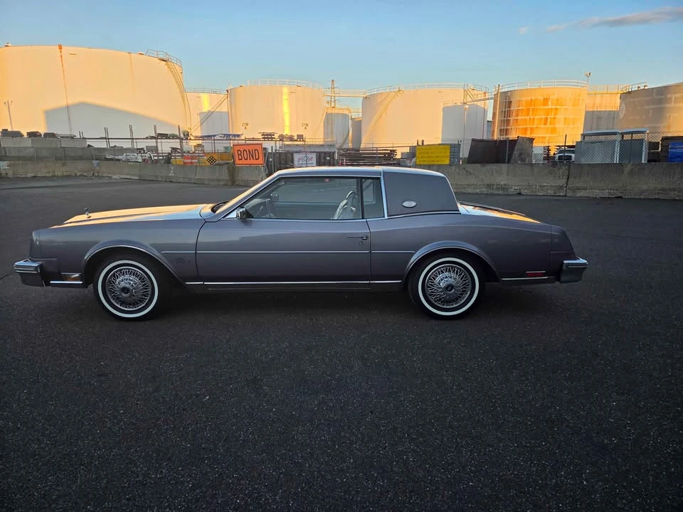 1981 Buick Riviera 4th-7th Gen - Image 18 of 19