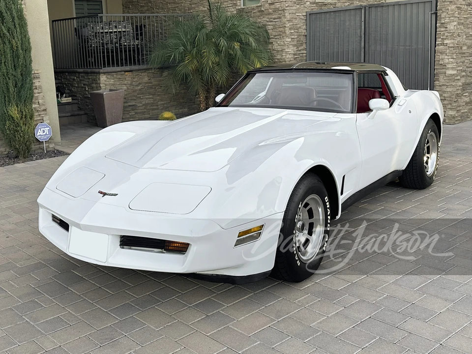 1981 Chevrolet Corvette C3 - Image 10 of 24