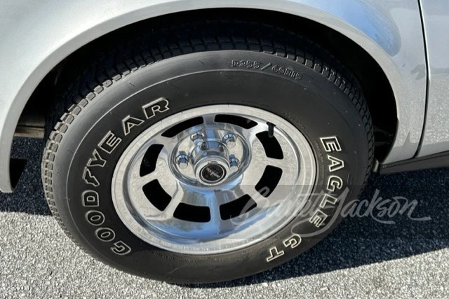 1981 Chevrolet Corvette C3 - Image 8 of 11