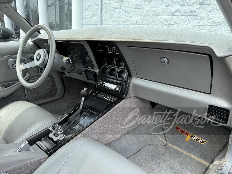 1981 Chevrolet Corvette C3 - Image 6 of 31