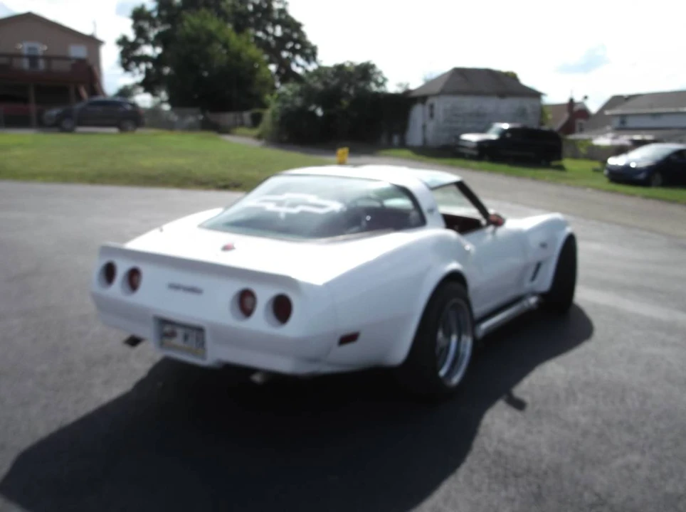 1981 Chevrolet Corvette C3 - Image 6 of 12