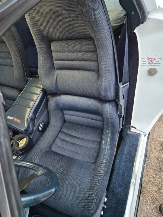 1981 Chevrolet Corvette C3 - Image 16 of 24