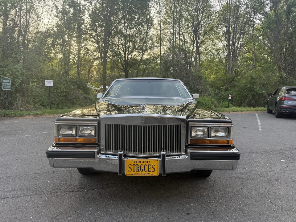 1981 Cadillac DeVille 5th Gen - Image 4 of 31