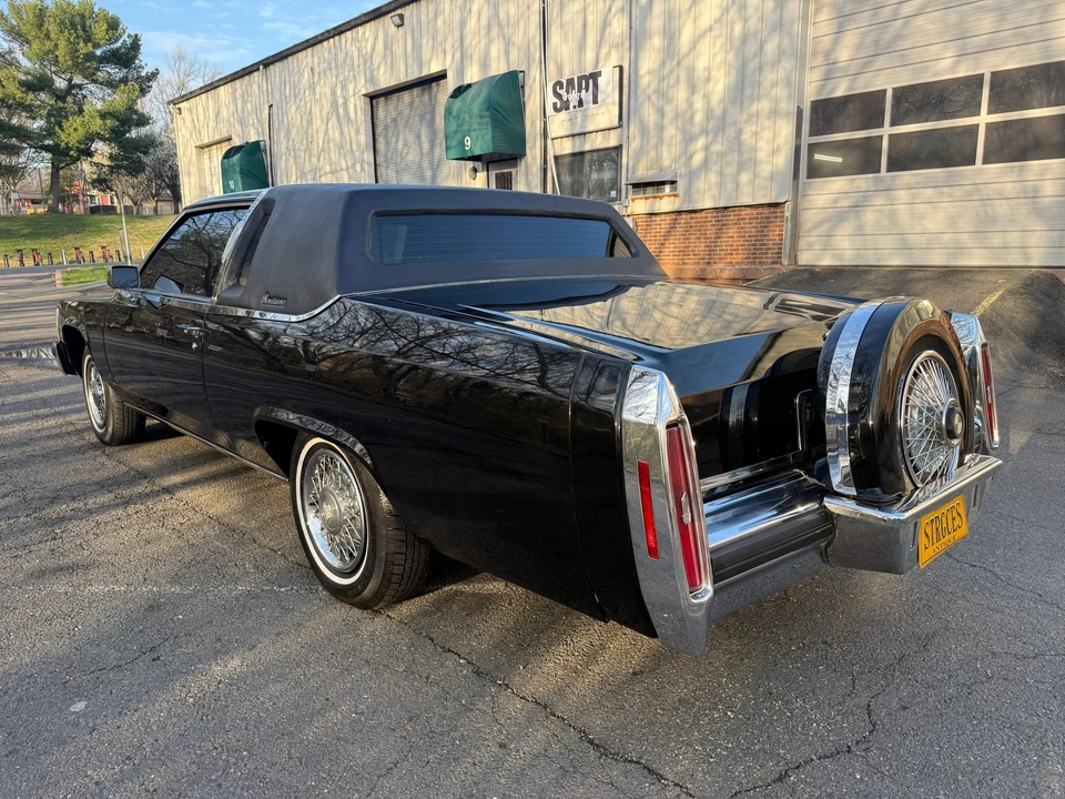 1981 Cadillac DeVille 5th Gen - Image 12 of 31