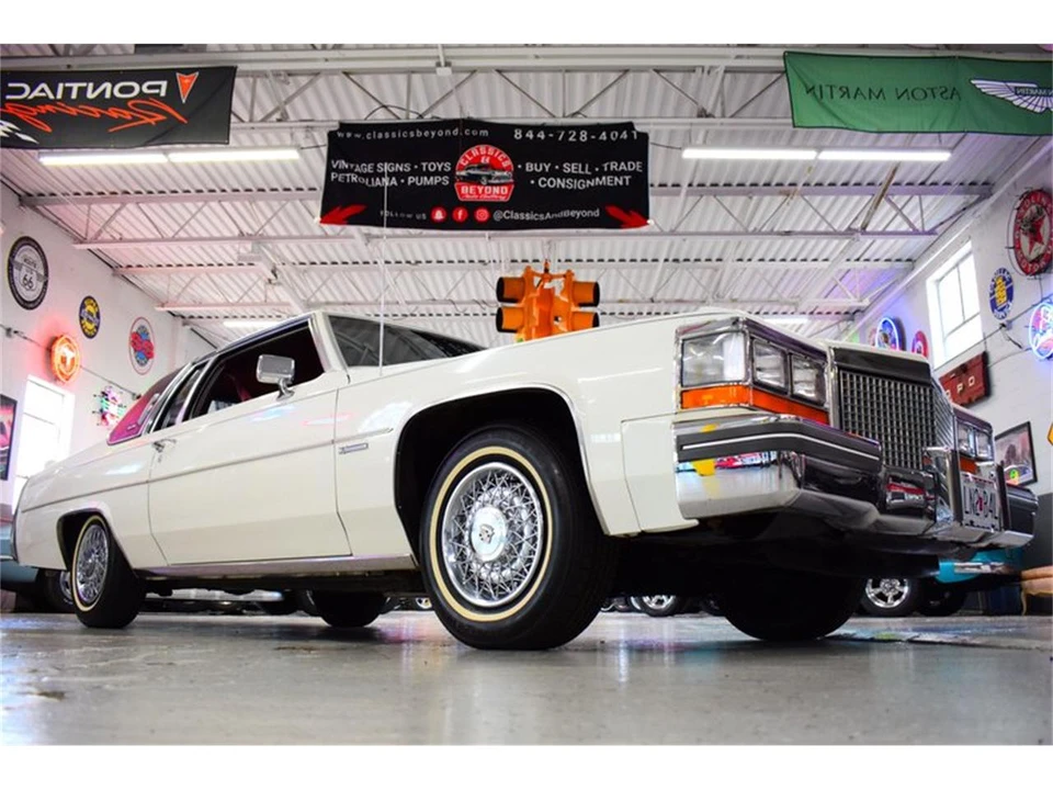 1981 Cadillac DeVille 5th Gen - Image 3 of 31