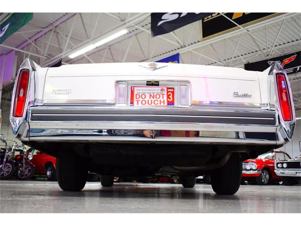 1981 Cadillac DeVille 5th Gen - Image 14 of 31