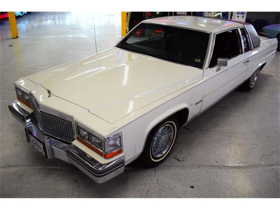 1981 Cadillac DeVille 5th Gen - Image 24 of 31