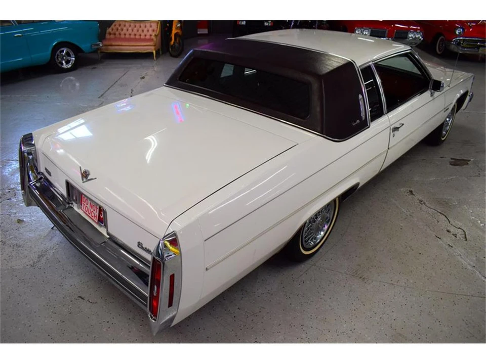 1981 Cadillac DeVille 5th Gen - Image 10 of 31