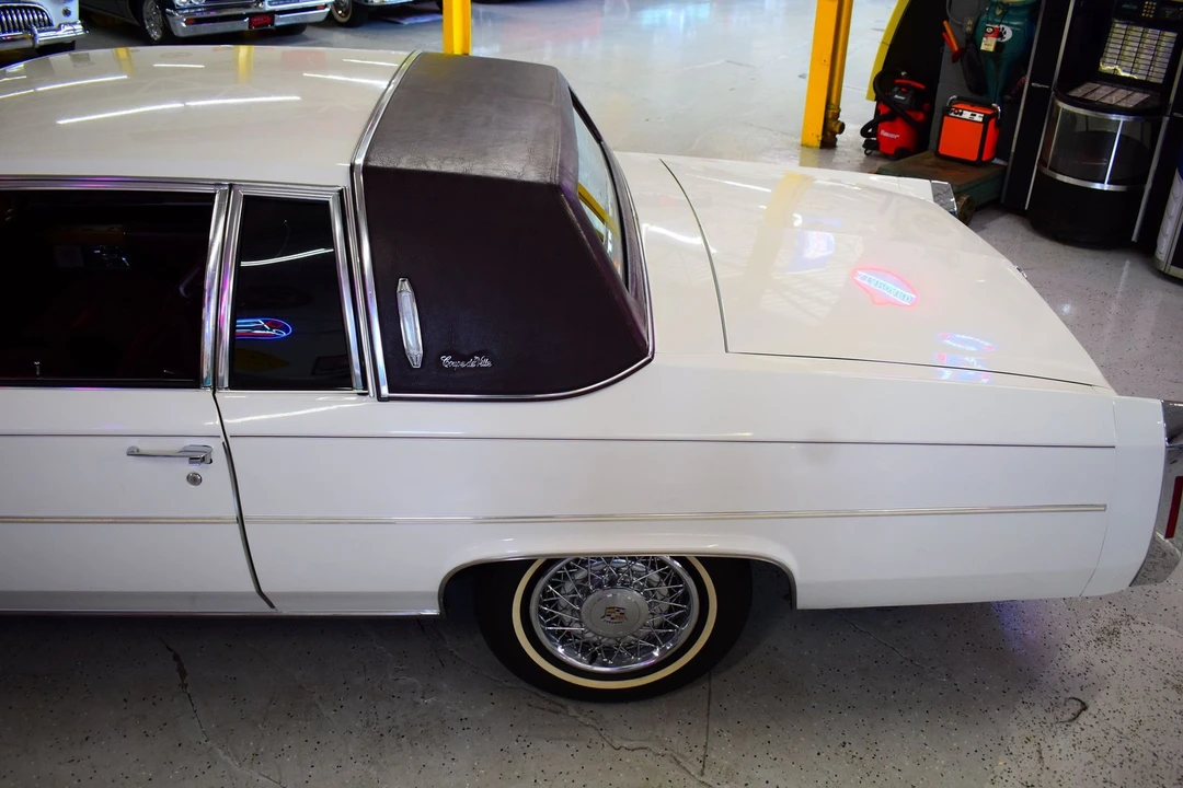 1981 Cadillac DeVille 5th Gen - Image 19 of 20