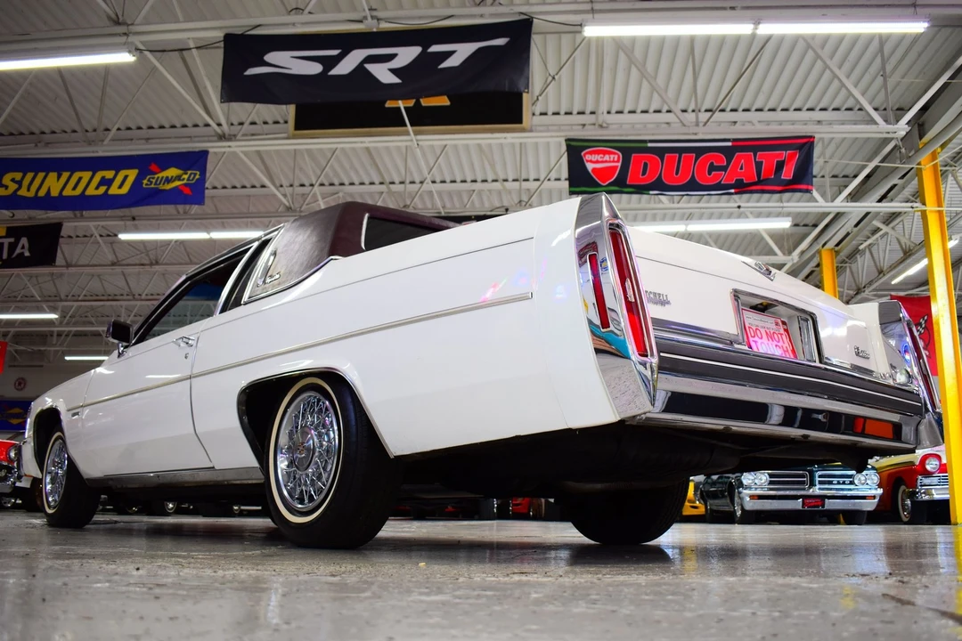 1981 Cadillac DeVille 5th Gen - Image 17 of 20