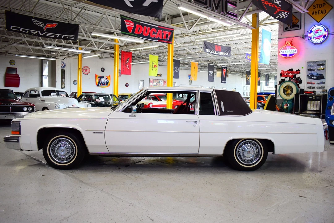 1981 Cadillac DeVille 5th Gen - Image 18 of 20