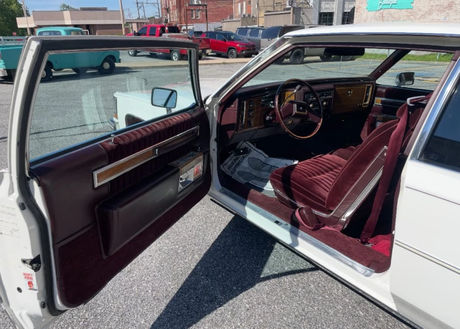 1981 Cadillac DeVille 5th Gen - Image 7 of 13