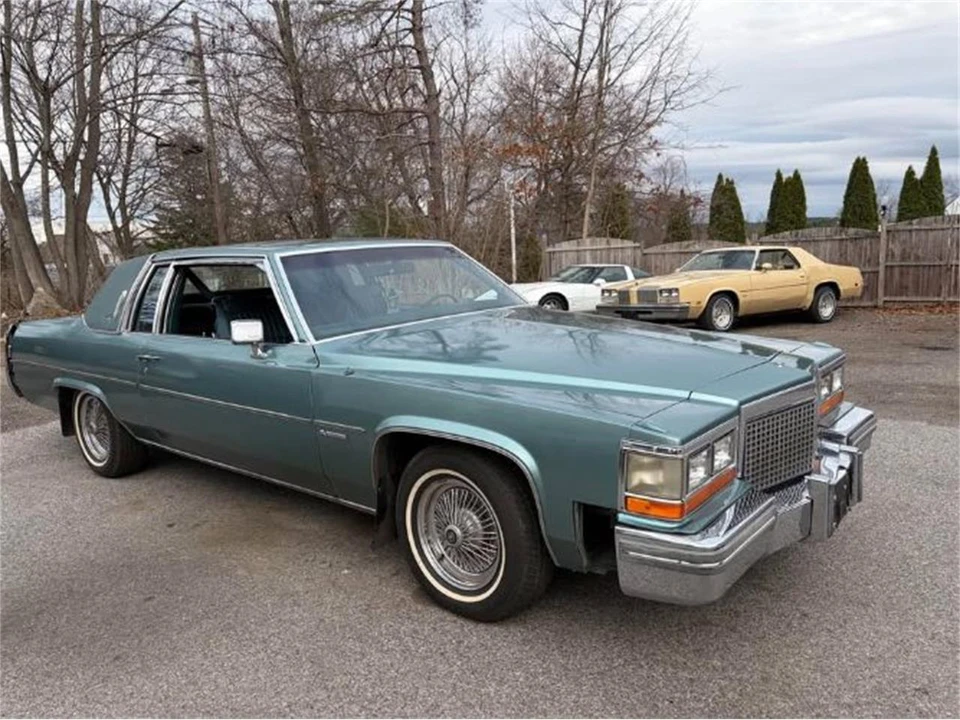 1981 Cadillac DeVille 5th Gen - Image 9 of 18