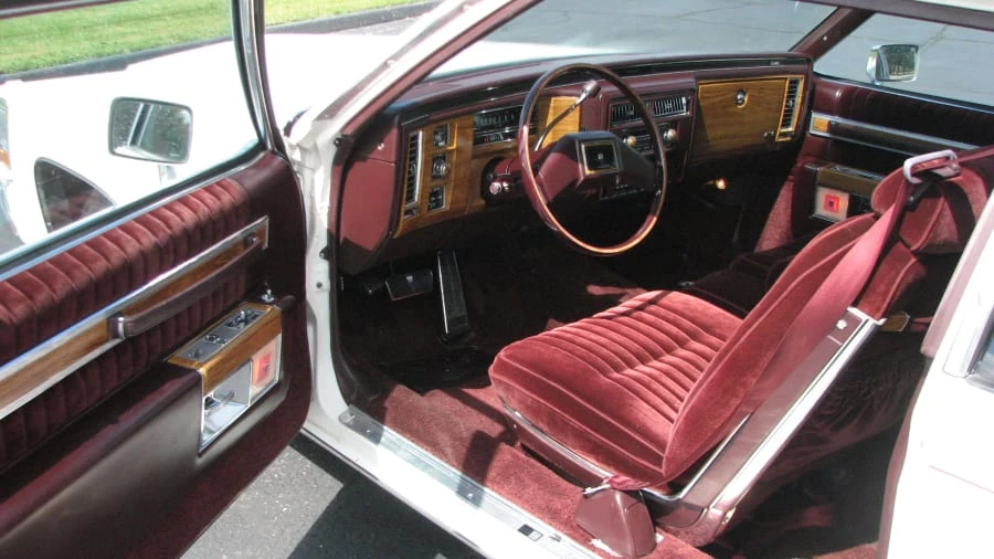 1981 Cadillac DeVille 5th Gen - Image 5 of 11