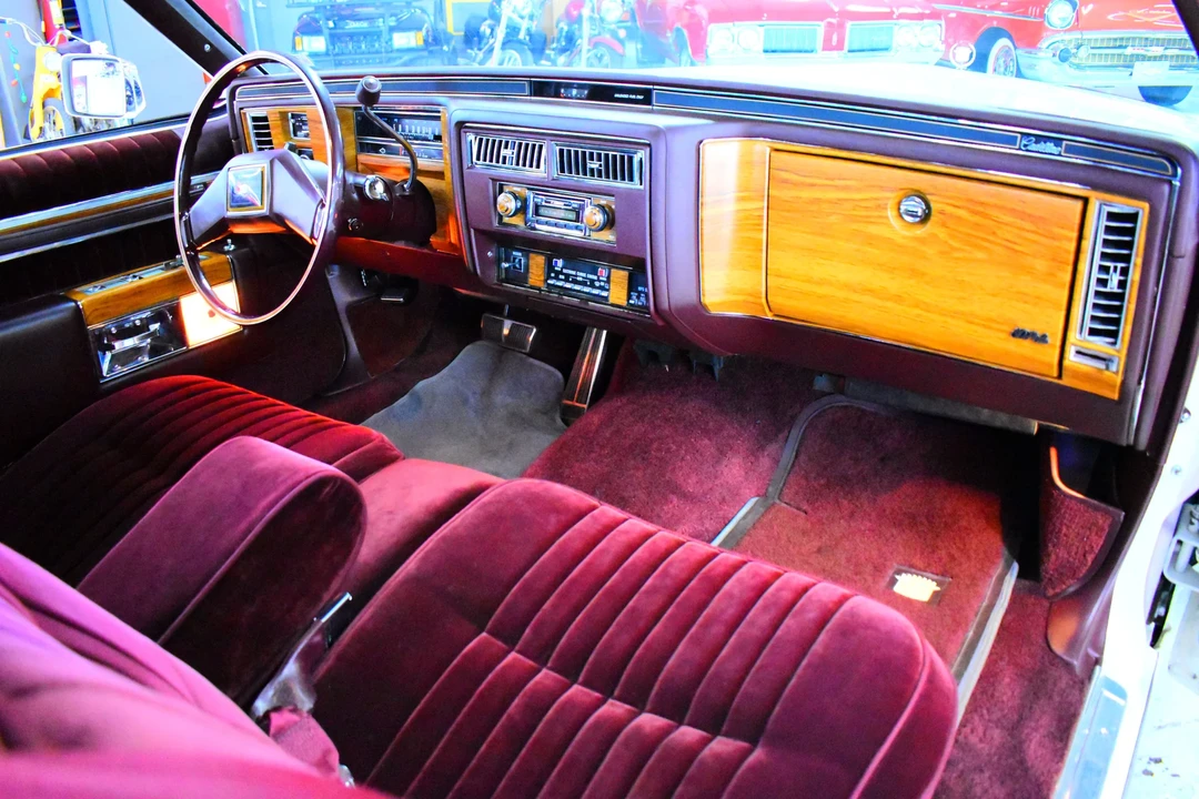 1981 Cadillac DeVille 5th Gen - Image 15 of 19