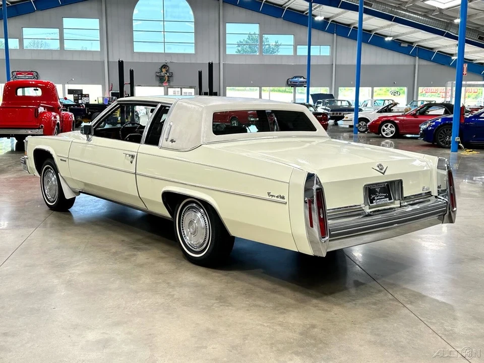 1981 Cadillac DeVille 6th Gen - Image 5 of 21