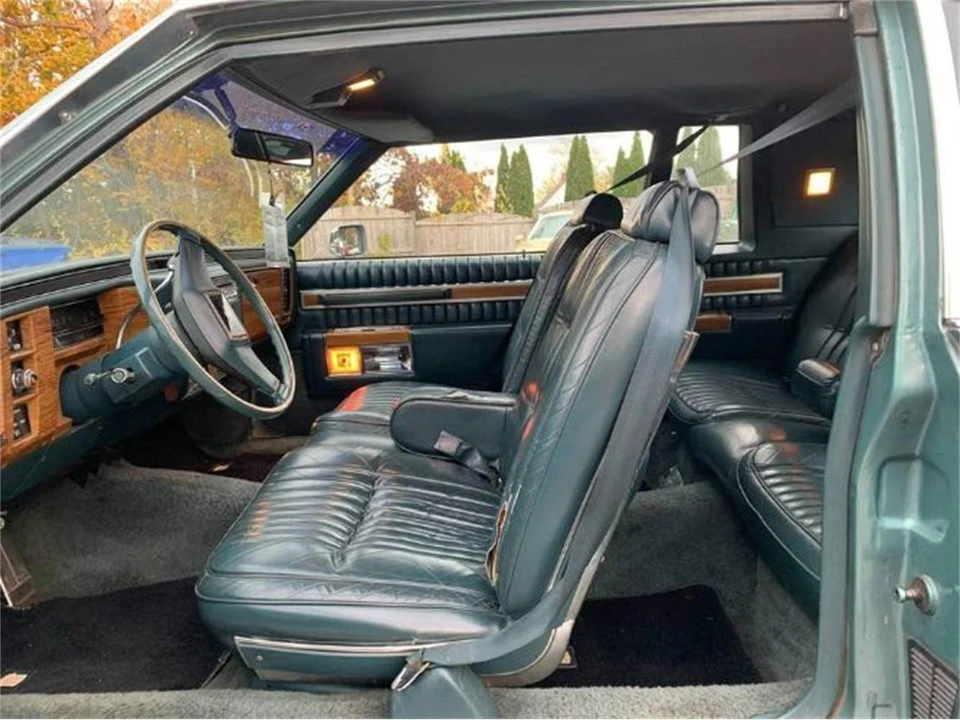 1981 Cadillac DeVille 5th Gen - Image 6 of 17