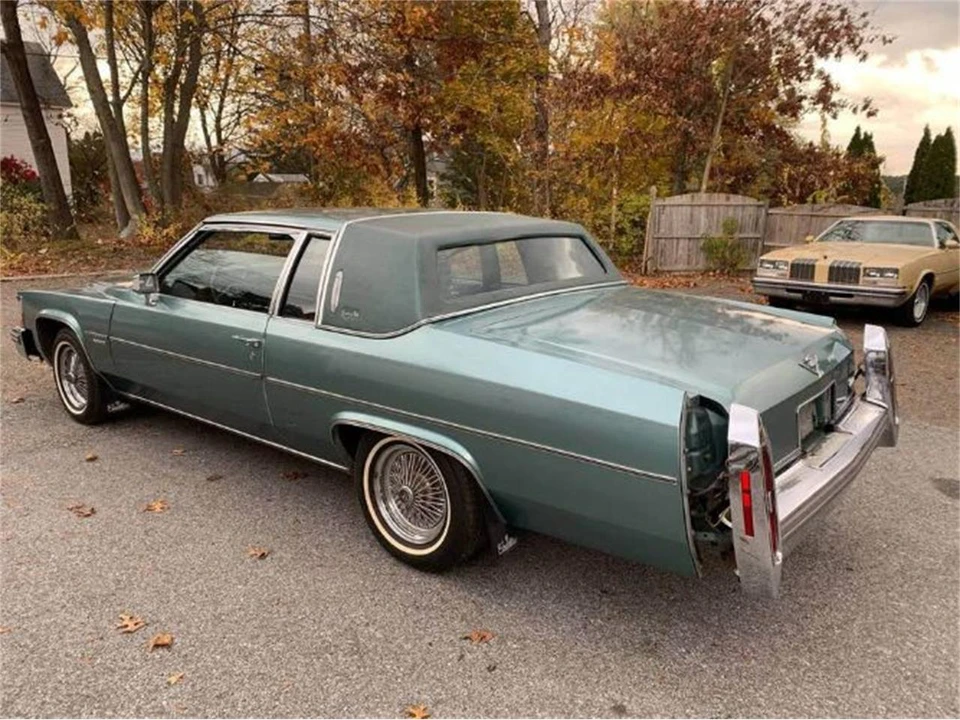 1981 Cadillac DeVille 5th Gen - Image 14 of 17
