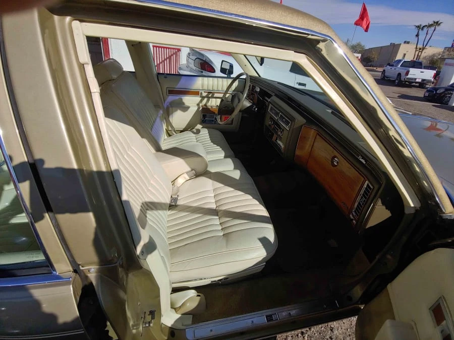 1981 Cadillac DeVille 5th Gen - Image 3 of 5