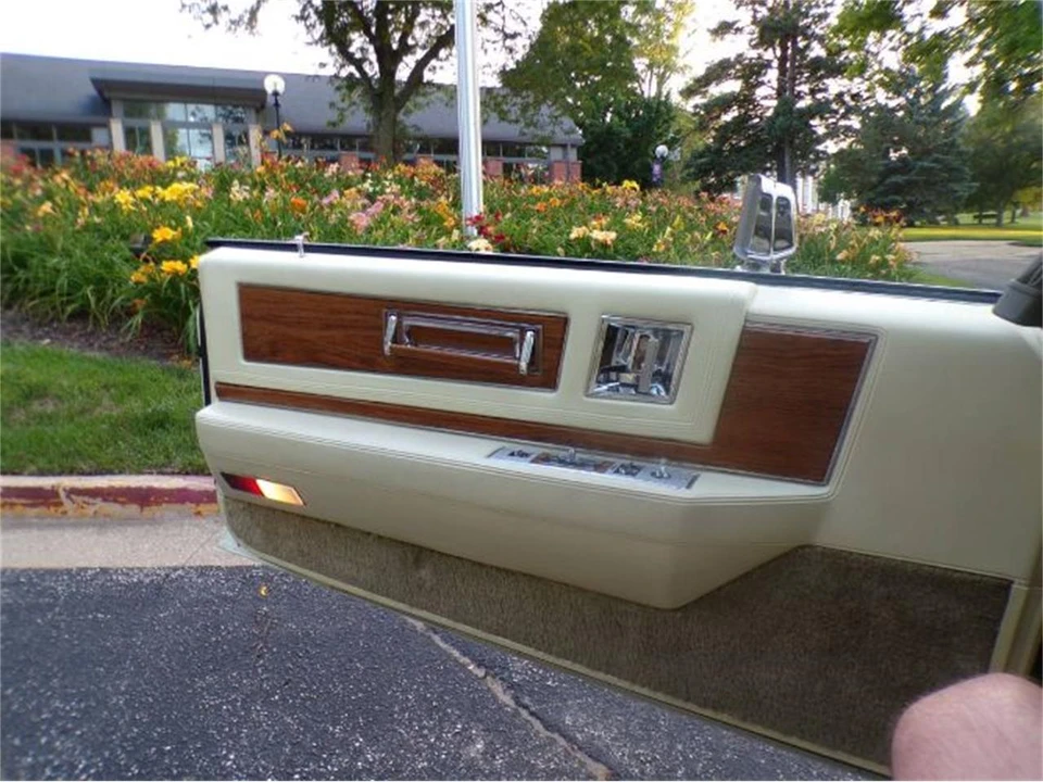 1981 Cadillac Eldorado 10th Gen - Image 9 of 16