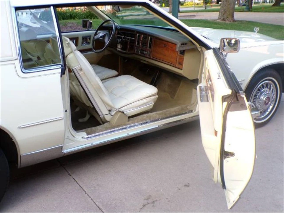 1981 Cadillac Eldorado 10th Gen - Image 13 of 16