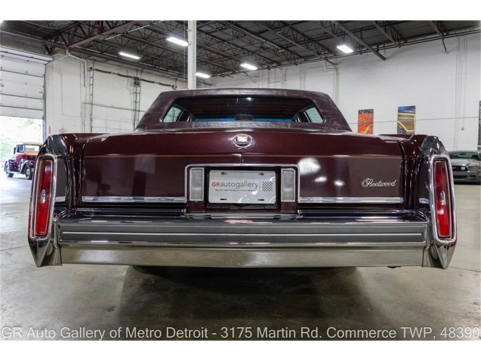 1981 Cadillac Fleetwood - Image 6 of 31