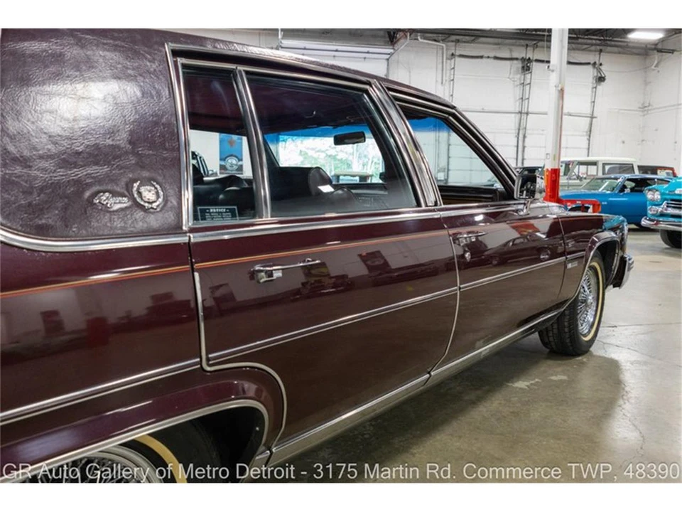 1981 Cadillac Fleetwood - Image 22 of 31