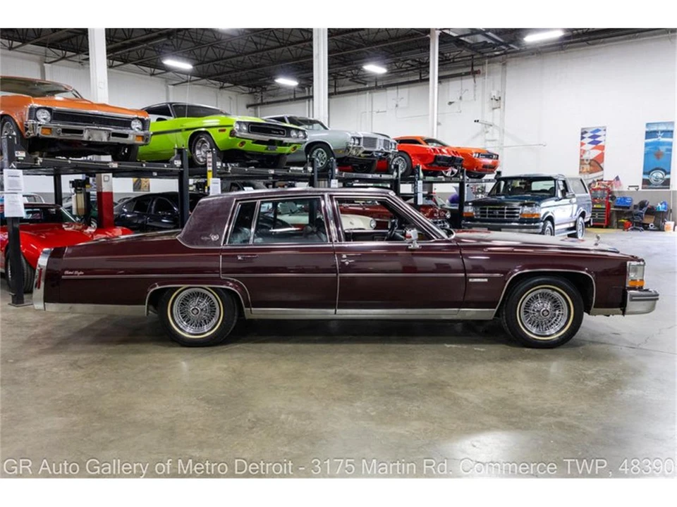 1981 Cadillac Fleetwood - Image 8 of 31