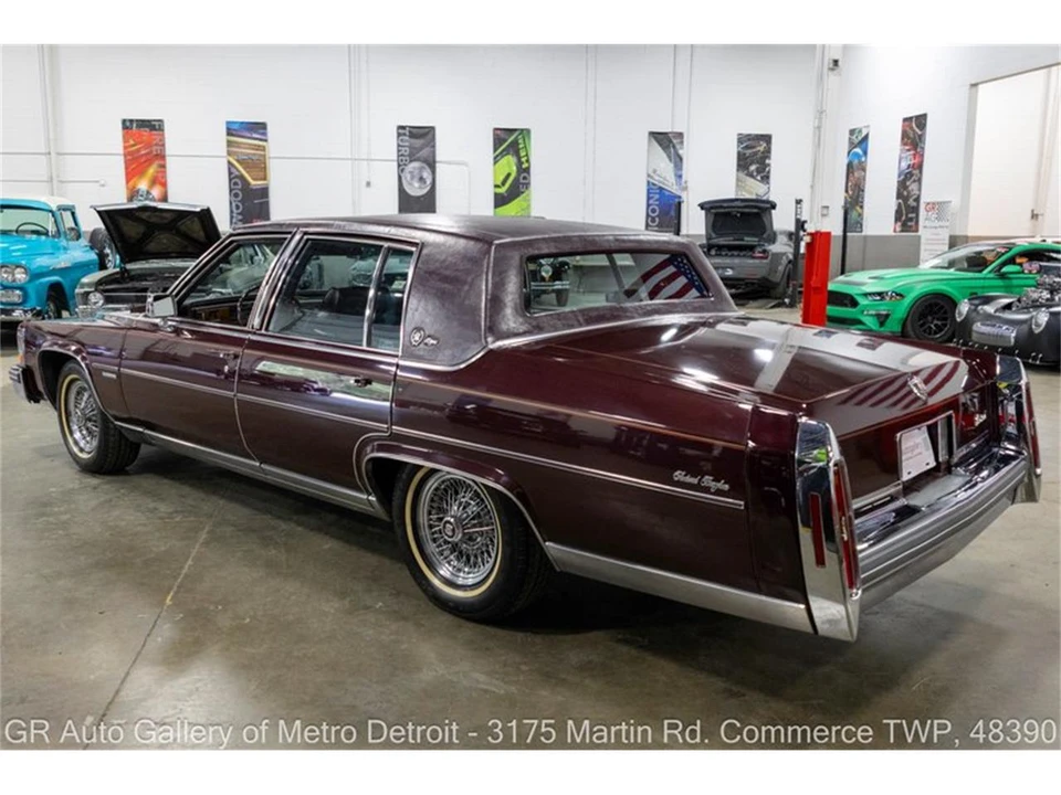 1981 Cadillac Fleetwood - Image 4 of 31