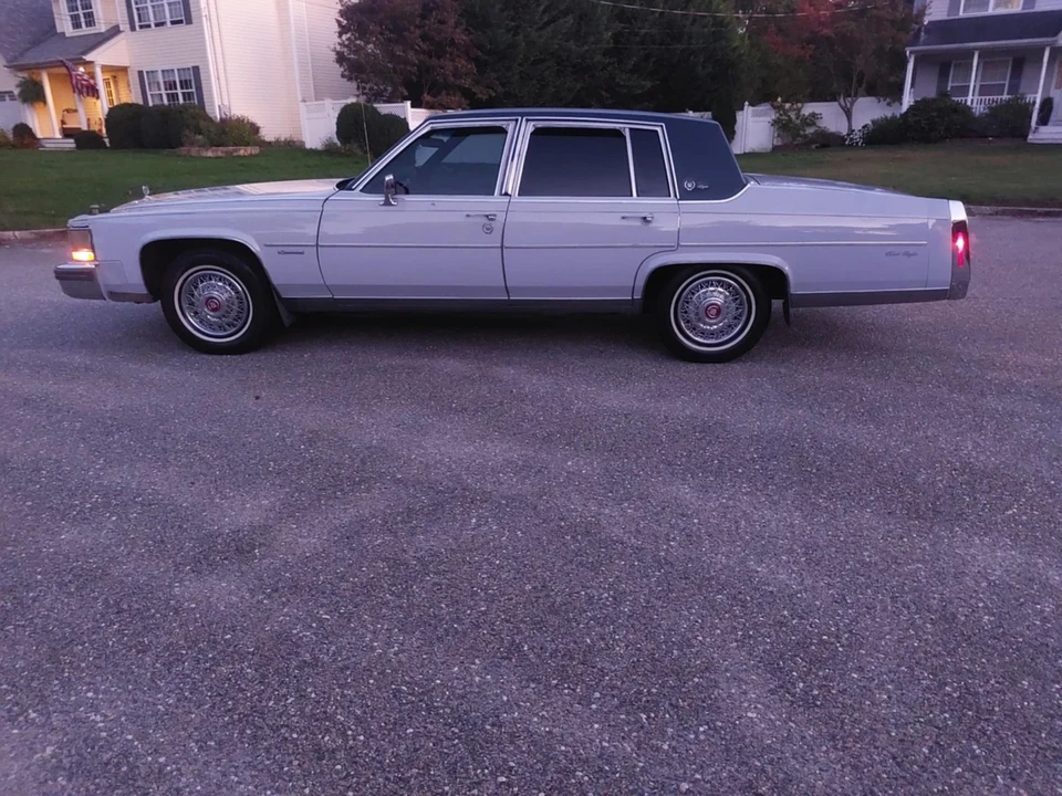 1981 Cadillac Fleetwood - Image 6 of 21