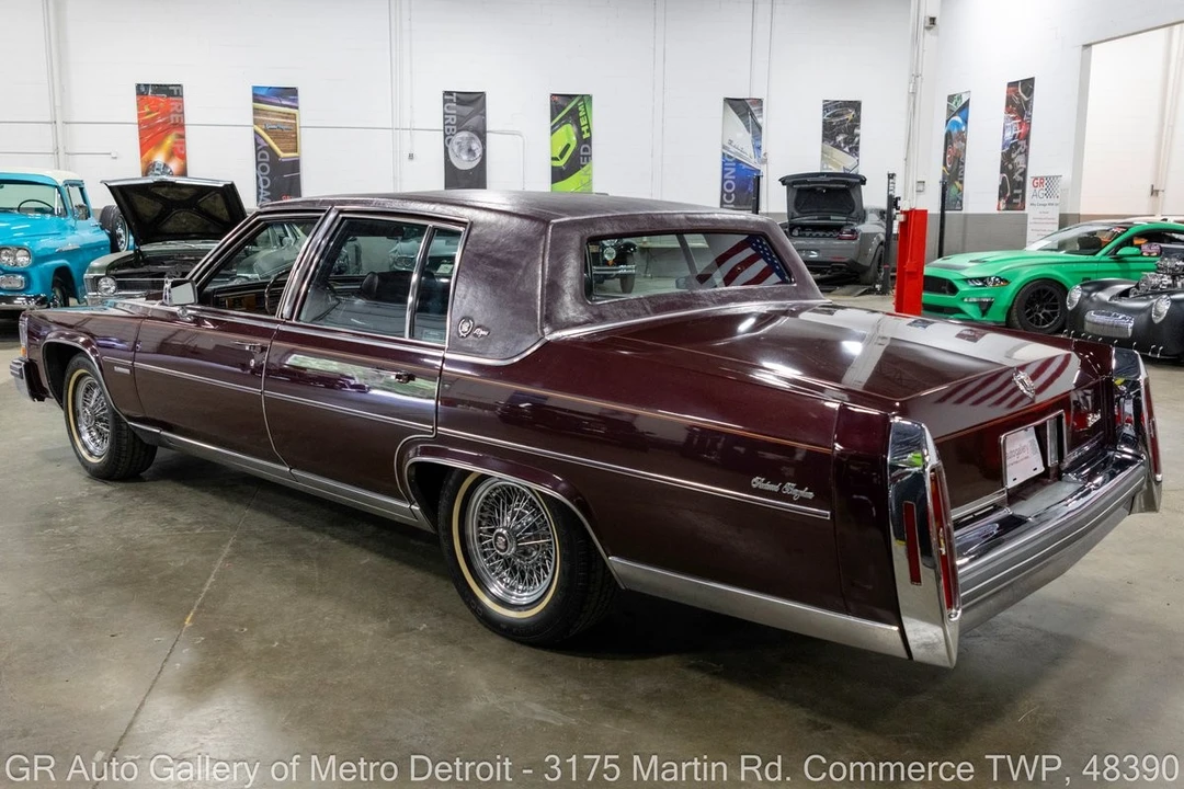 1981 Cadillac Fleetwood - Image 4 of 31