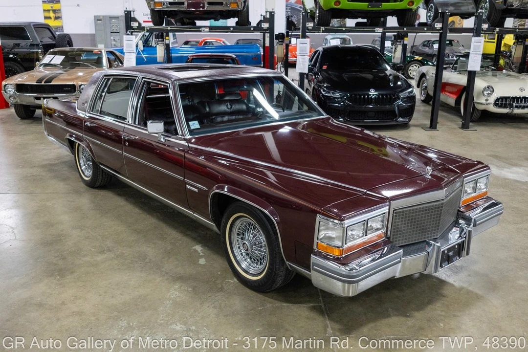 1981 Cadillac Fleetwood - Image 9 of 31
