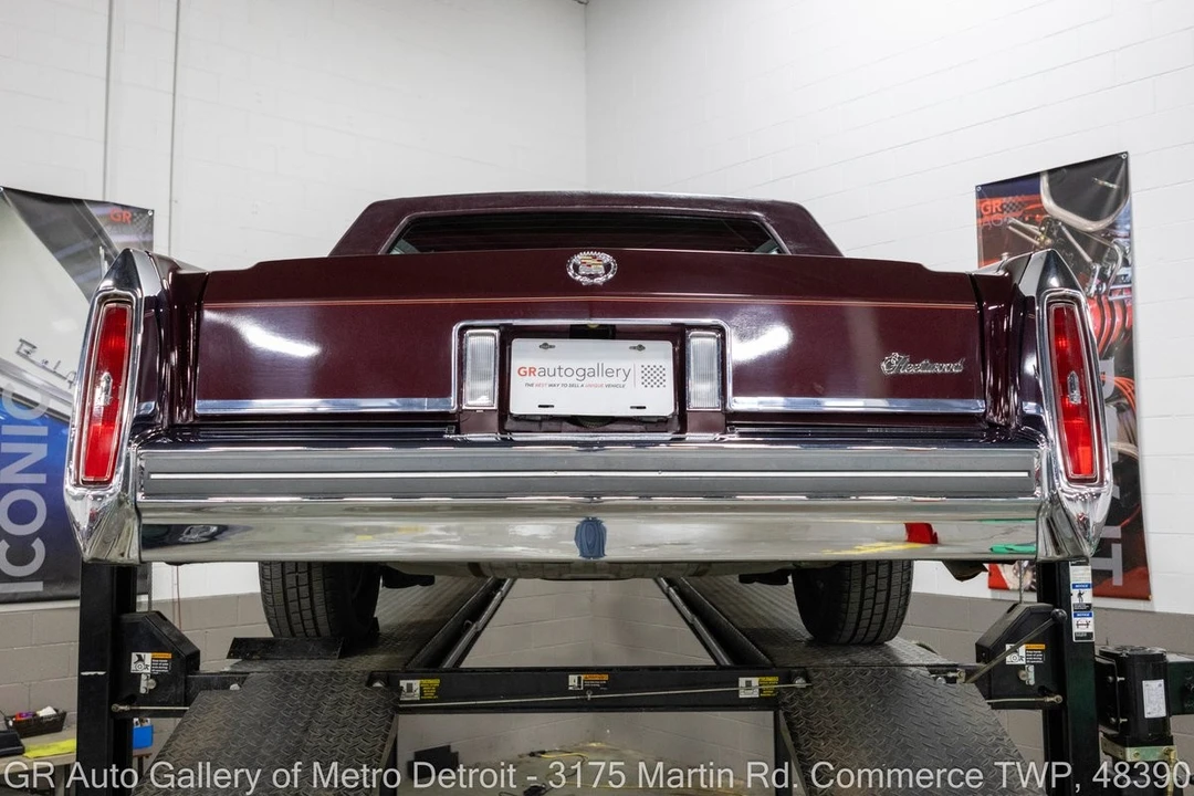 1981 Cadillac Fleetwood - Image 20 of 31