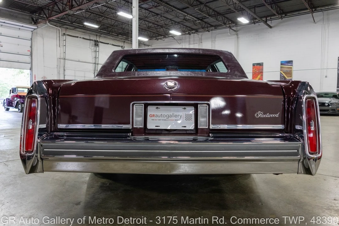 1981 Cadillac Fleetwood - Image 6 of 31