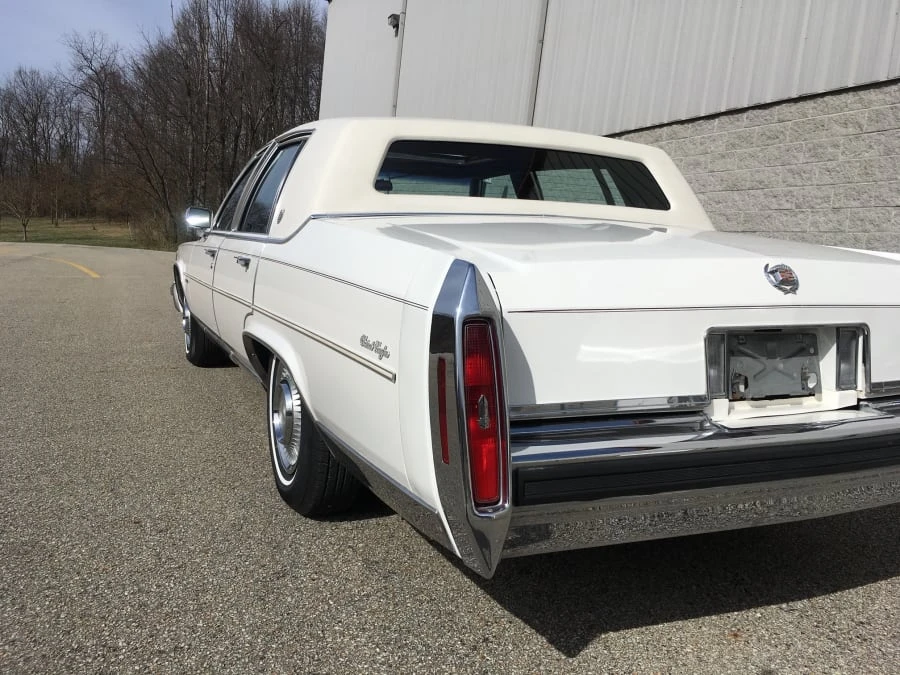 1981 Cadillac Fleetwood - Image 3 of 8