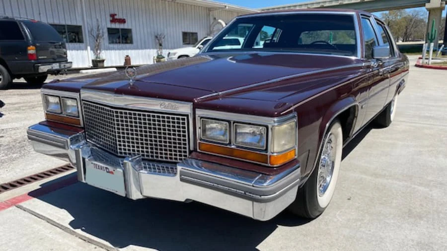 1981 Cadillac Fleetwood - Image 15 of 15