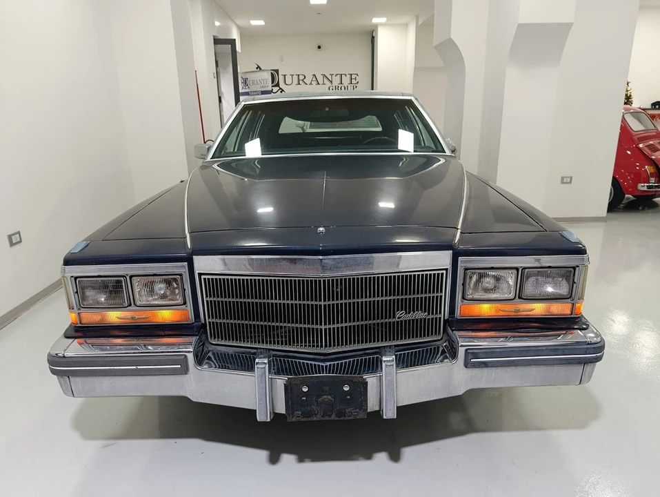 1981 Cadillac Fleetwood - Image 2 of 31
