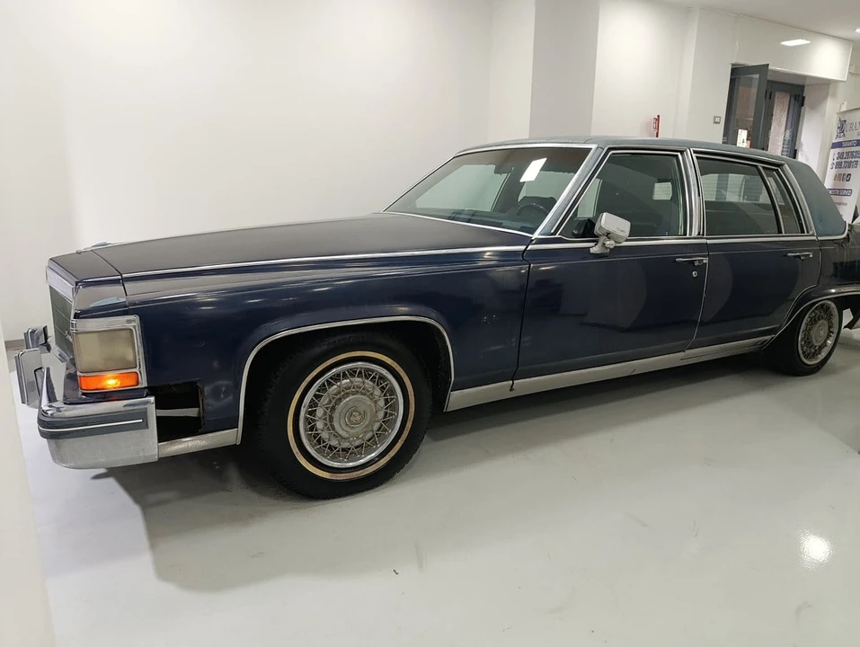 1981 Cadillac Fleetwood - Image 4 of 31