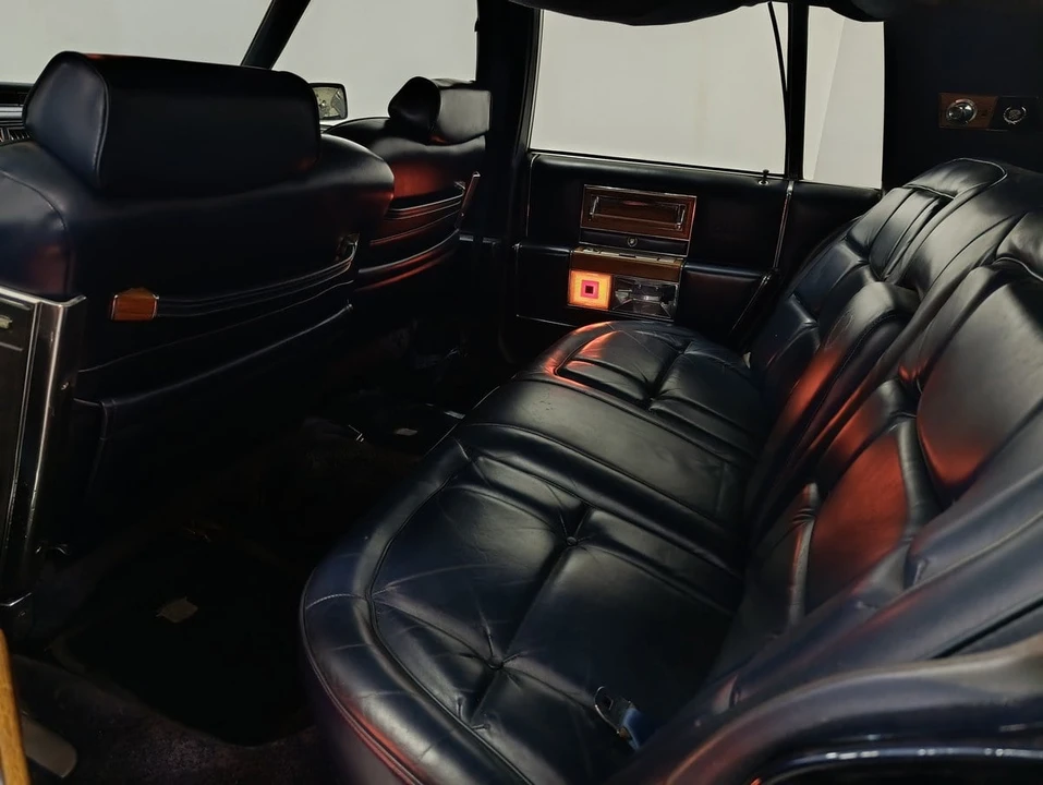 1981 Cadillac Fleetwood - Image 14 of 31