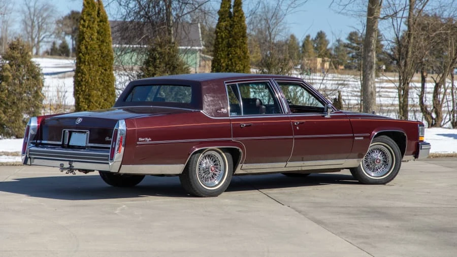 1981 Cadillac Fleetwood - Image 13 of 30