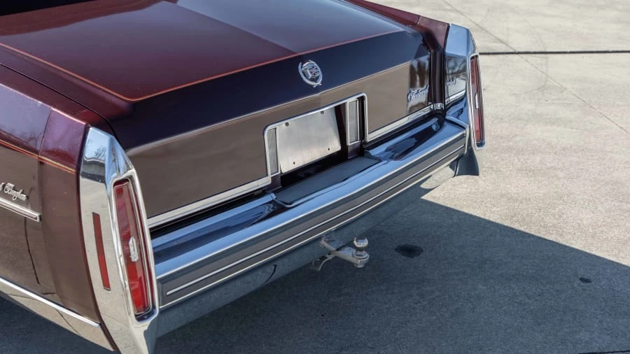 1981 Cadillac Fleetwood - Image 19 of 30