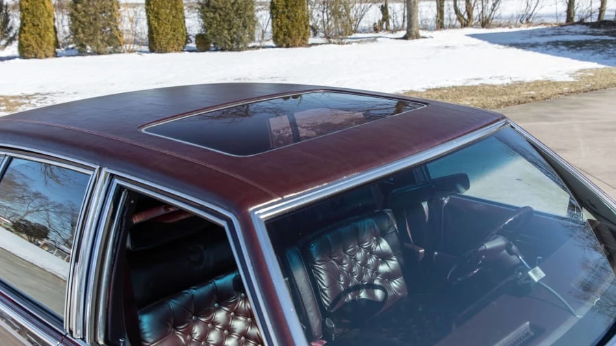 1981 Cadillac Fleetwood - Image 20 of 30