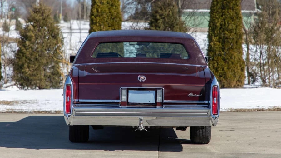 1981 Cadillac Fleetwood - Image 15 of 30