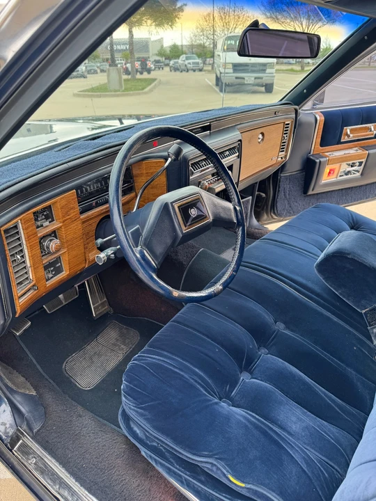 1981 Cadillac Fleetwood - Image 21 of 31