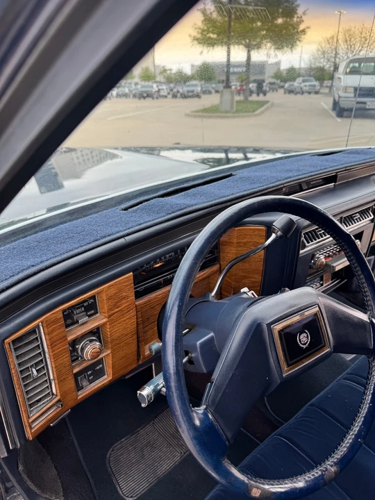 1981 Cadillac Fleetwood - Image 22 of 31