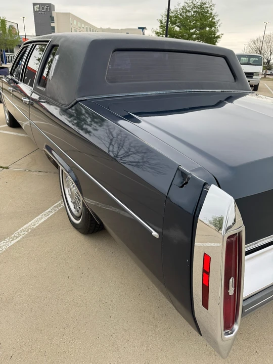 1981 Cadillac Fleetwood - Image 10 of 31